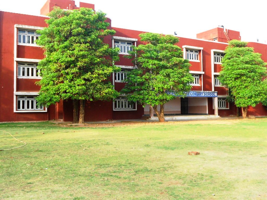 St. Xavier’s Senior Secondary School, Dhamtari - A comprehensive approach to schooling - Ryan International School Civil Court Road, Dhamtari